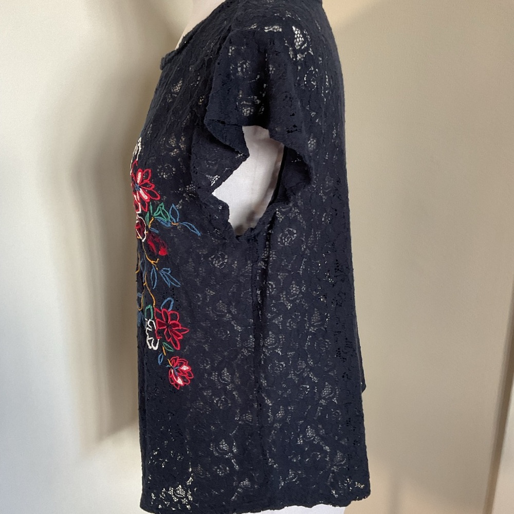 LOFT Navy Blue Floral Embroidered Lace Blouse Large L Cotton Blend Short Sleeve - Picture 4 of 5